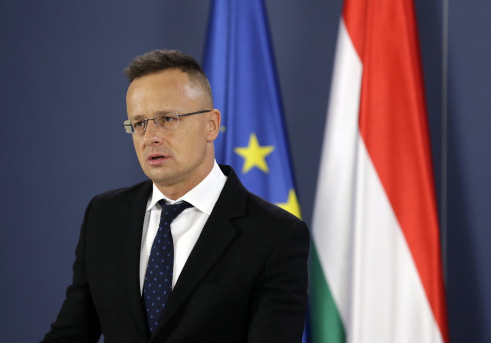 Szijjártó Péter: Lehetetlen az evakuálás Ukrajnából