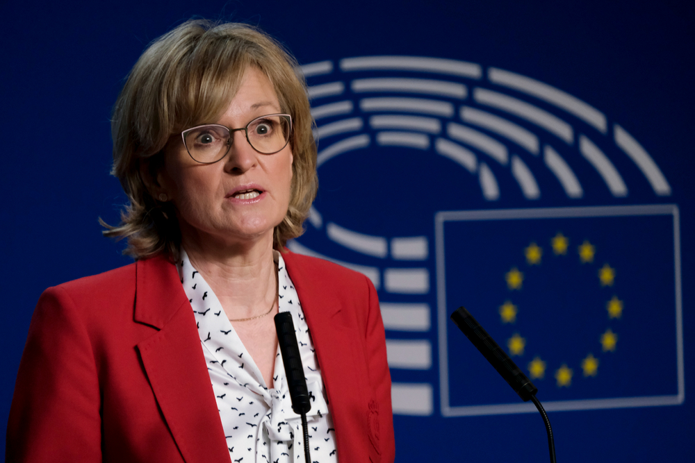 Uniós biztos: a kért lőszereket azonnal el kell juttatni Ukrajnába