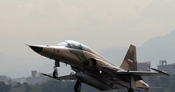 Lezuhant egy iráni harci repülő, többen meghaltak