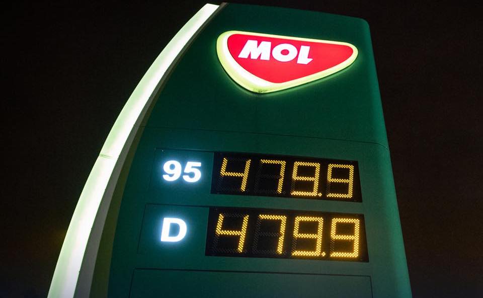 A kormány kiterjeszti az üzemanyagárstopot