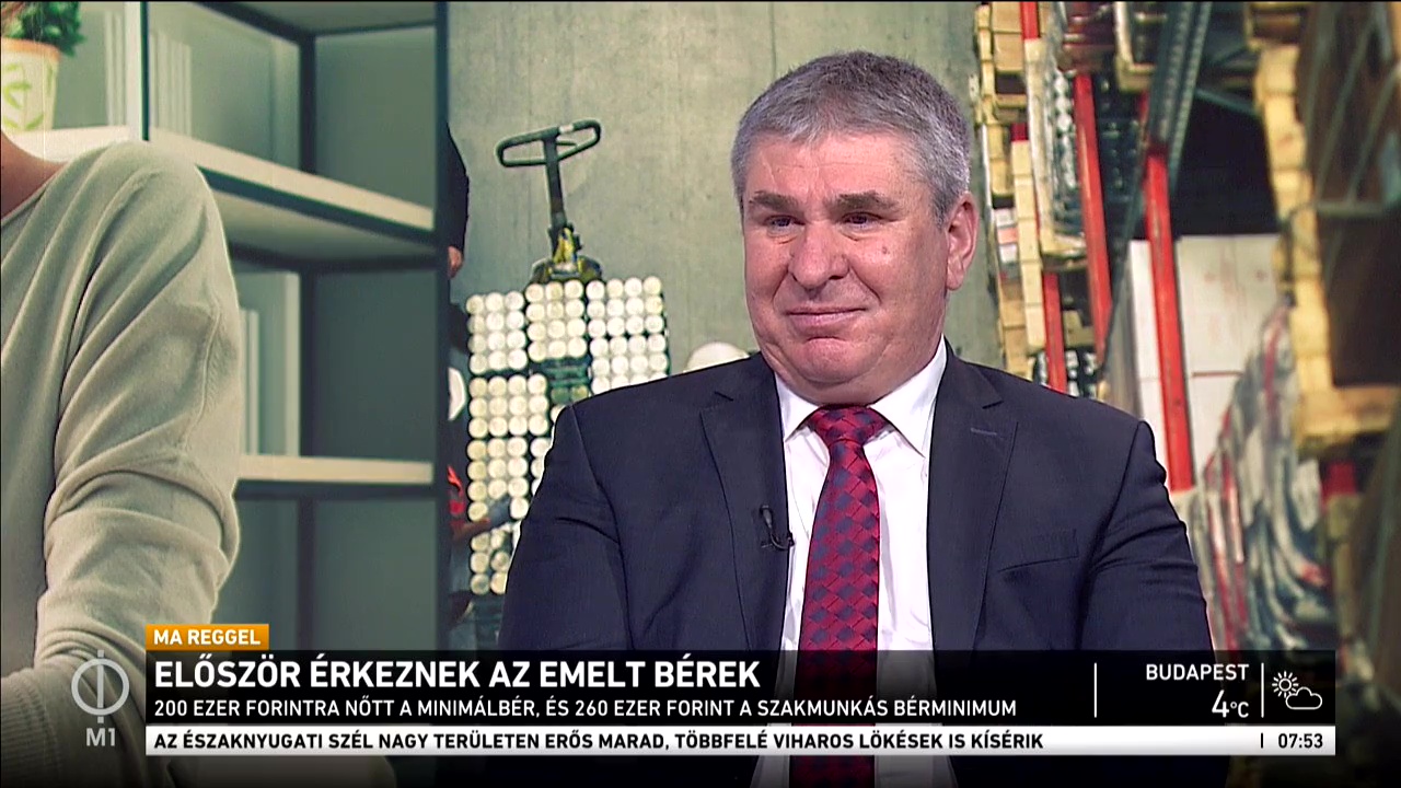 Tíz százalék felett nőhetnek idén a keresetek