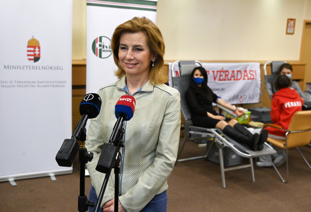 Herczegh Anita a véradás fontosságára hívta fel a figyelmet