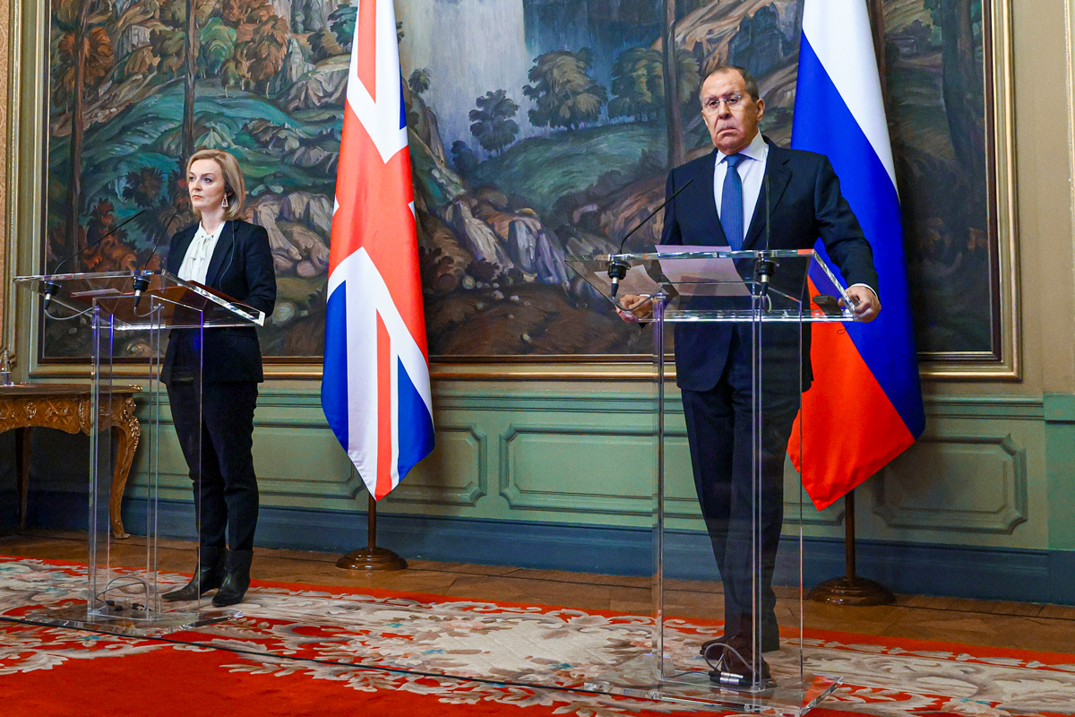 Szergej Lavrov: a néma és a süket párbeszéde alakult ki közöttünk