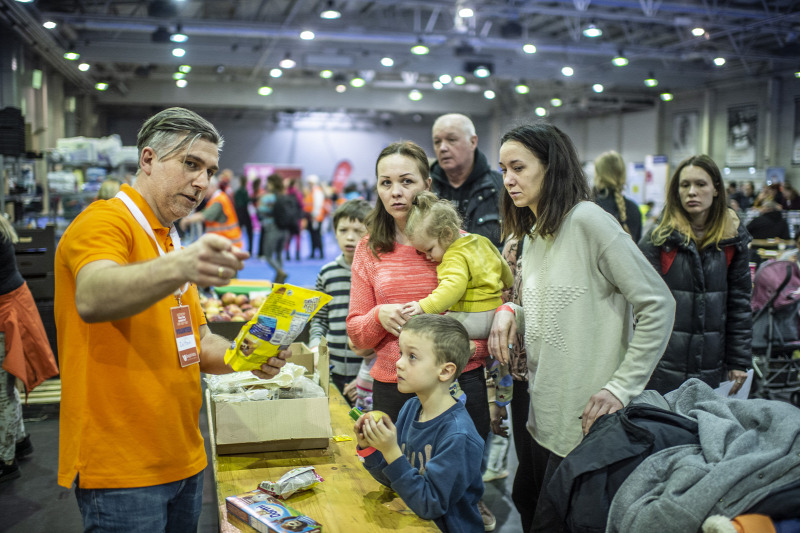 Remek körülmények között várják a menekülteket a BOK Arénában