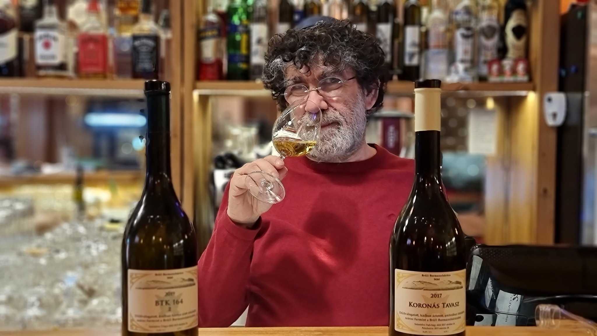 Szekszárdi nagyágyúk a Ménesiben