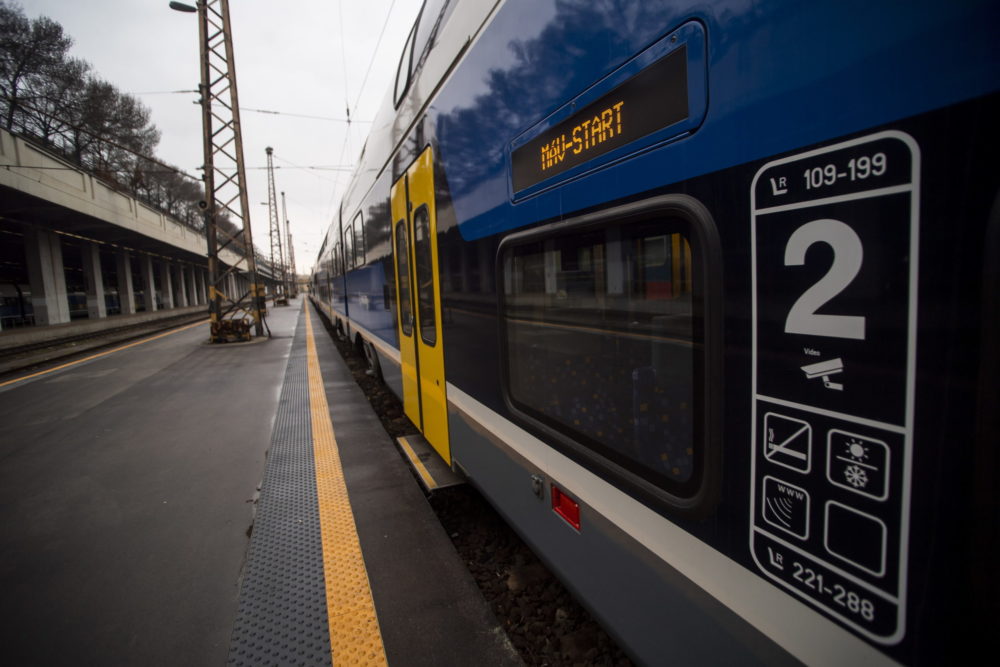 A kormány folytatja a 2010-ben megkezdett vasútfejlesztést