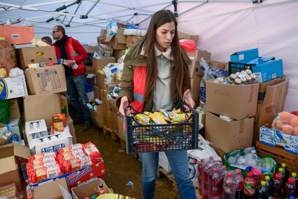 Kormányszóvivő: A béke pártján állunk