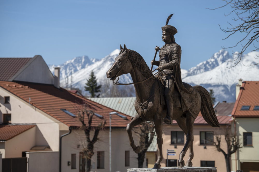 Thököly Imre lovasszobra Késmárkon