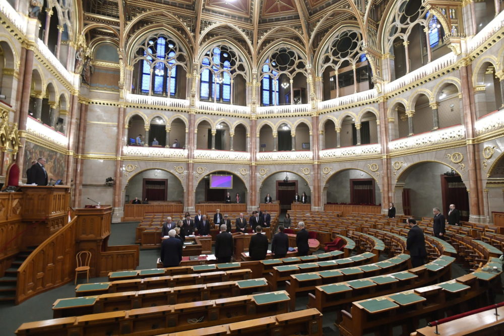 Titkos szavazással választják az államfőt az Országgyűlésben