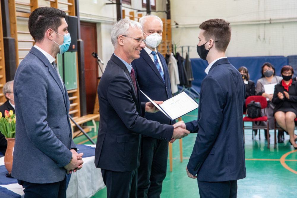 Nemzetiségi tanulmányi ösztöndíjakat adtak át Békéscsabán