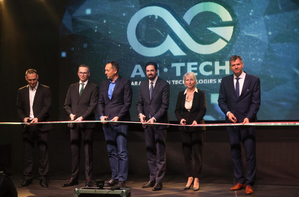 Átadták az Arago Green Technologies Kft. autóalkatrész gyárát Borsodban