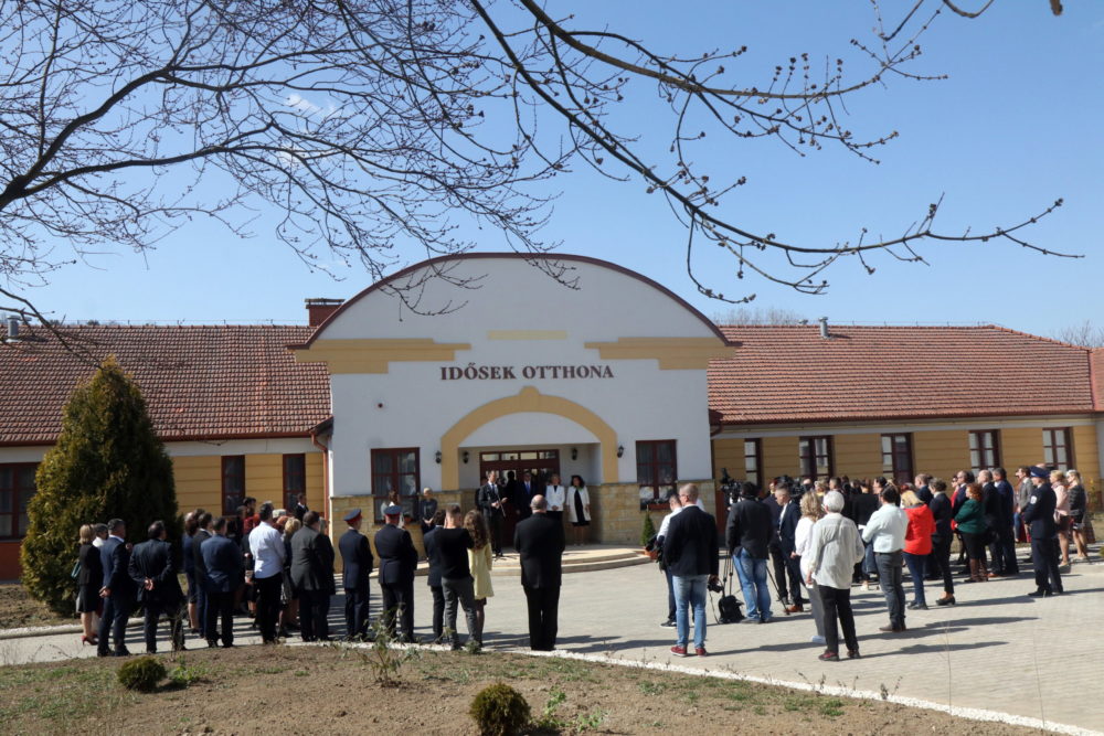 Fülöp Attila: A kistelepüléseket nem szabad hagyni kiüresedni