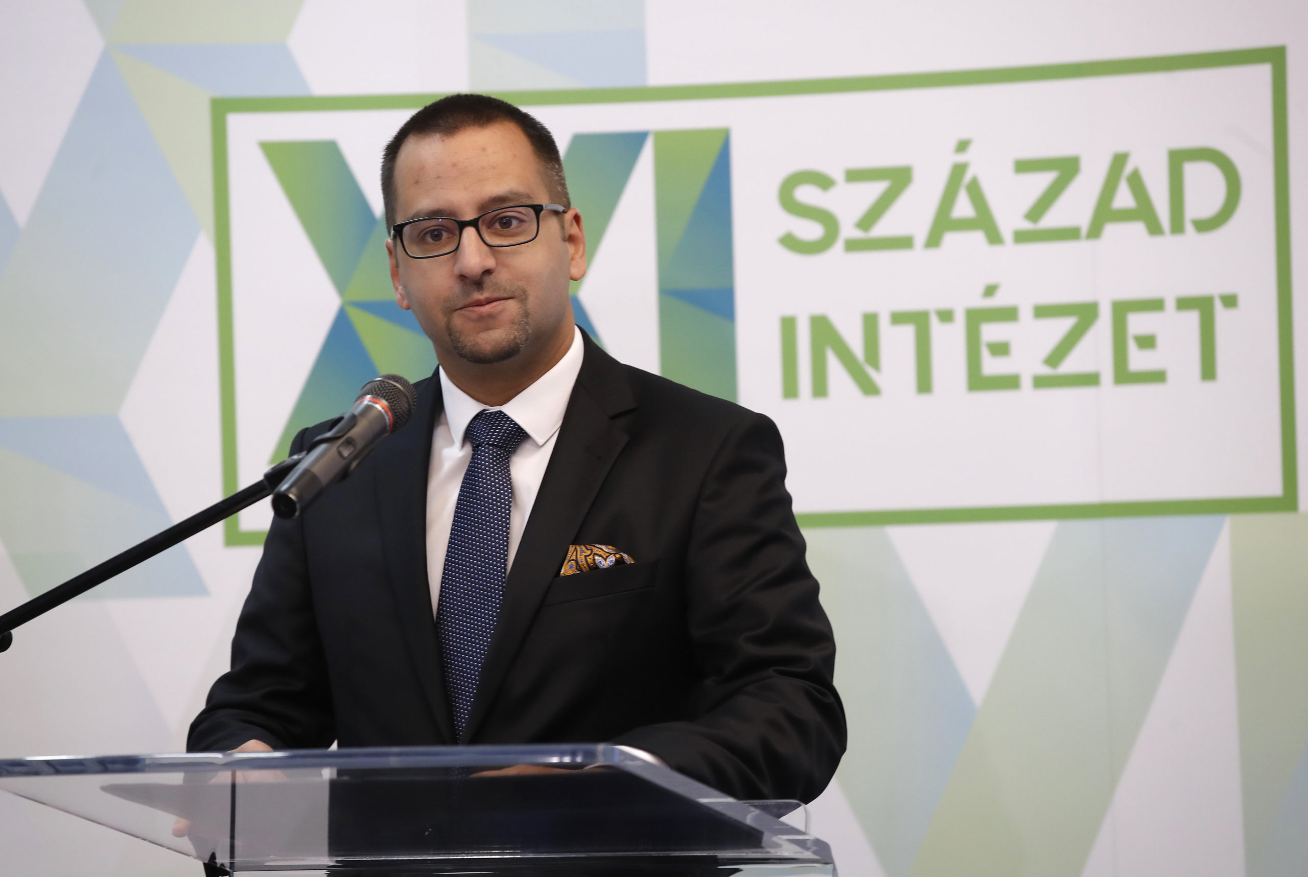 Ez nem a lelkes amatőr miniszterelenök-jelöltek ideje