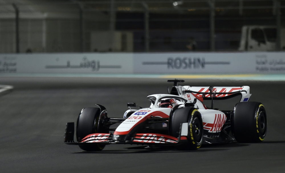 A tervezett program szerint folytatódik a Forma-1 versenyhétvégéje