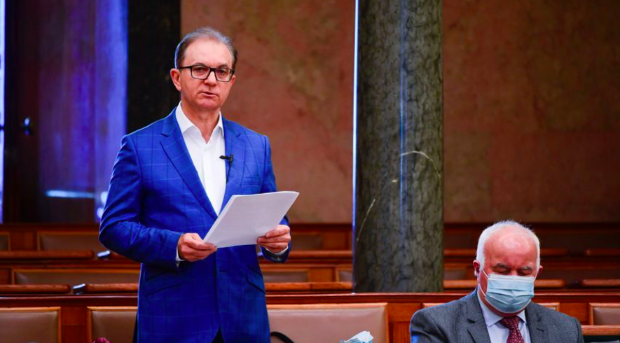 Gyanúsítottként hallgatták ki Tóth Csaba országgyűlési képviselőt