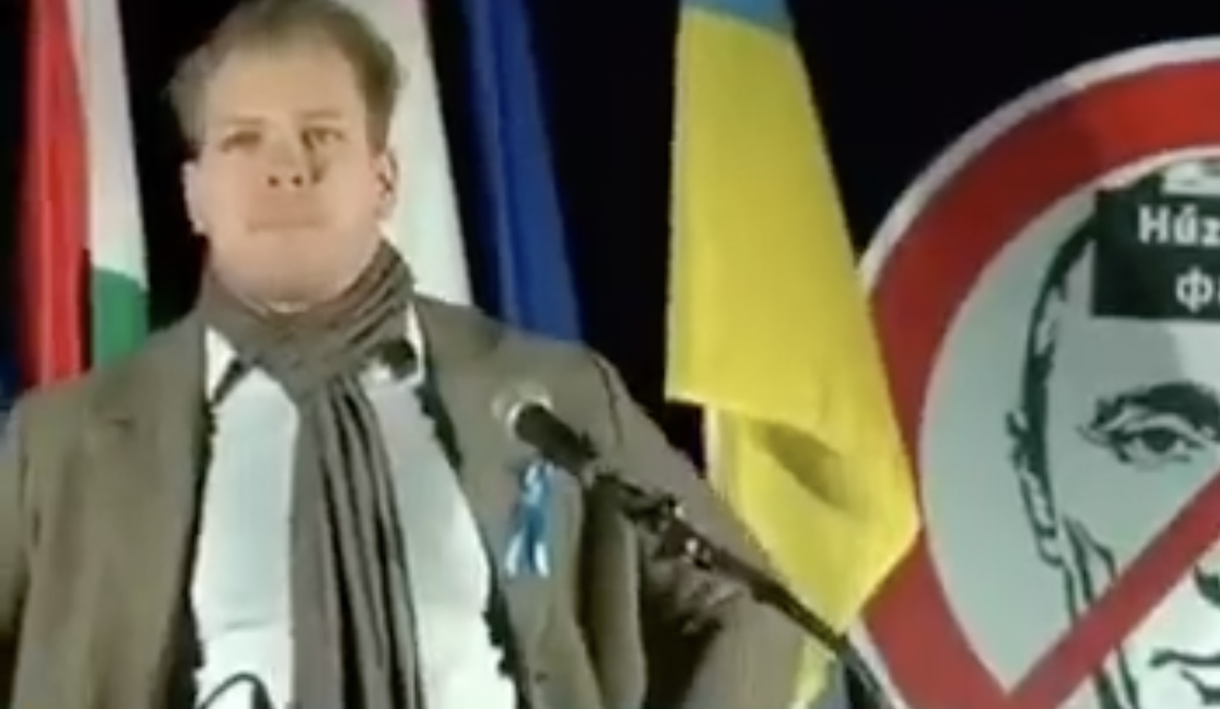 „Mocskos Fidesz!” – skandálta a tüntetőkkel Hajnal Miklós