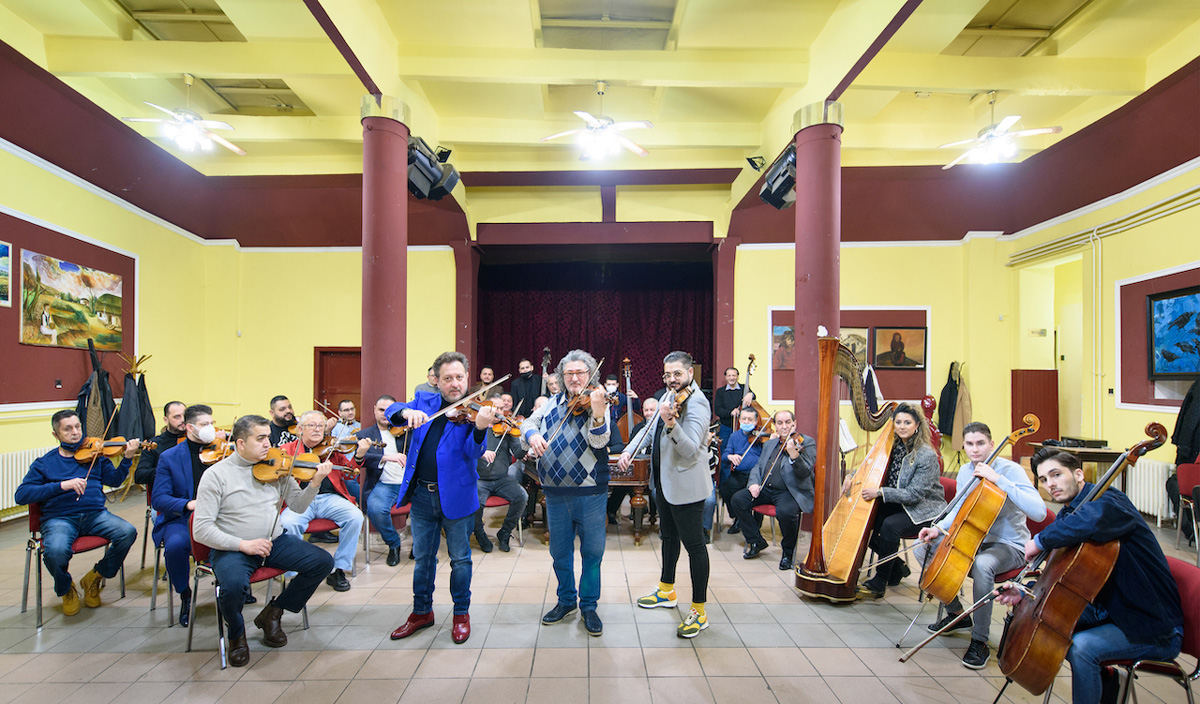 Pikó András becsapta a józsefvárosi cigányokat