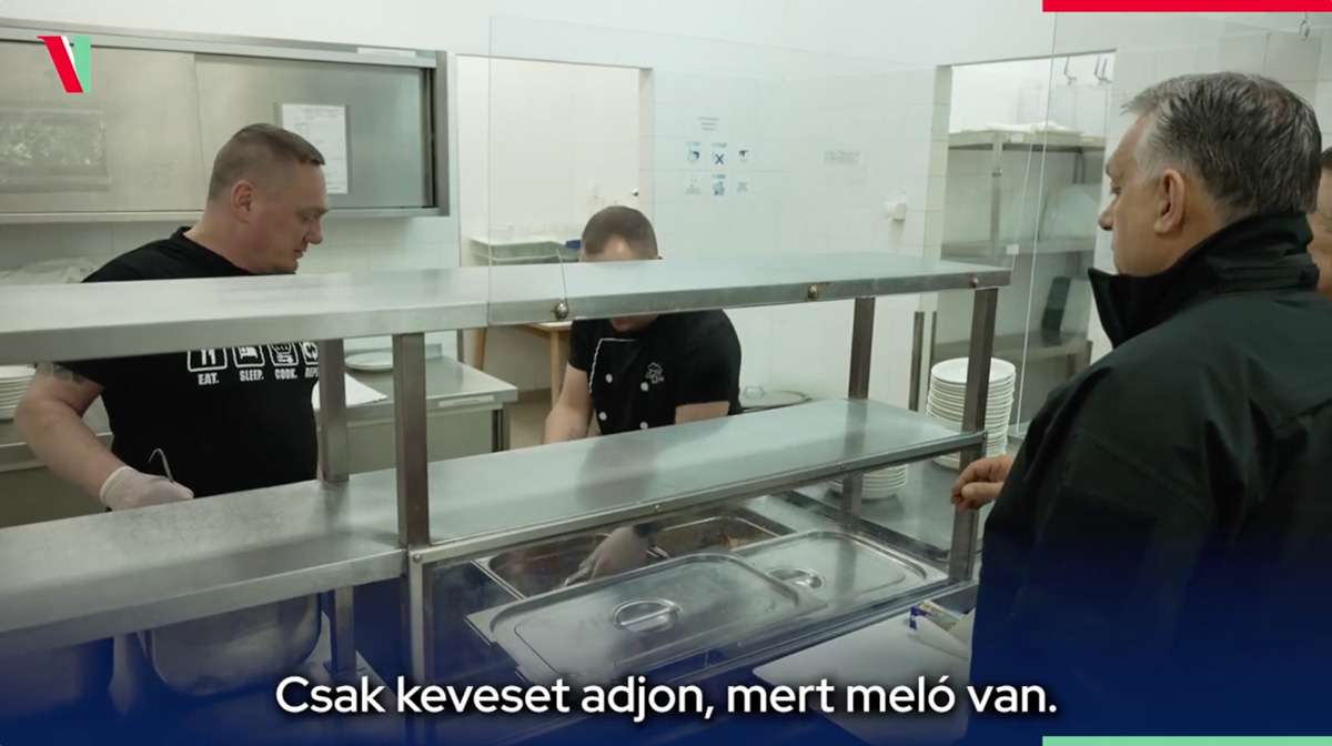 Orbán Viktor kadétokkal vacsorázott