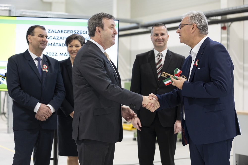 Palkovics László: a szakemberigényt biztosítják az ágazati képzőközpontok