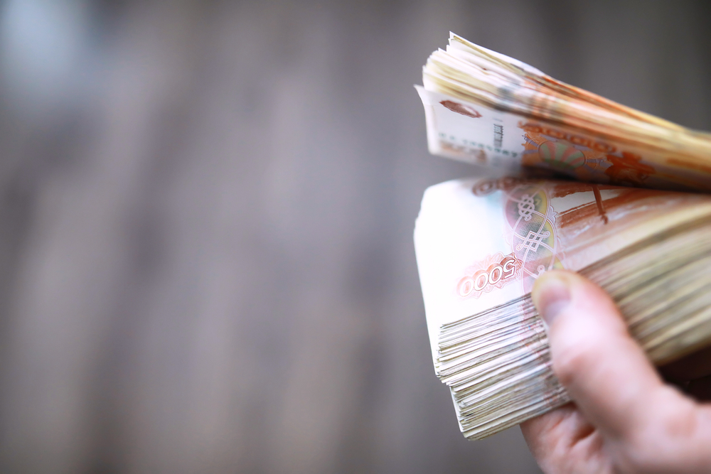 Oroszország először törlesztett külföldi tartozást rubelben