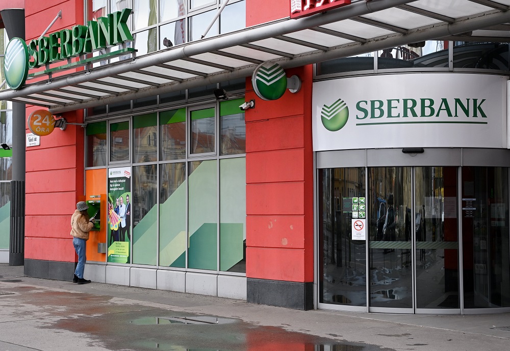 A Sberbank kivonul az európai piacról