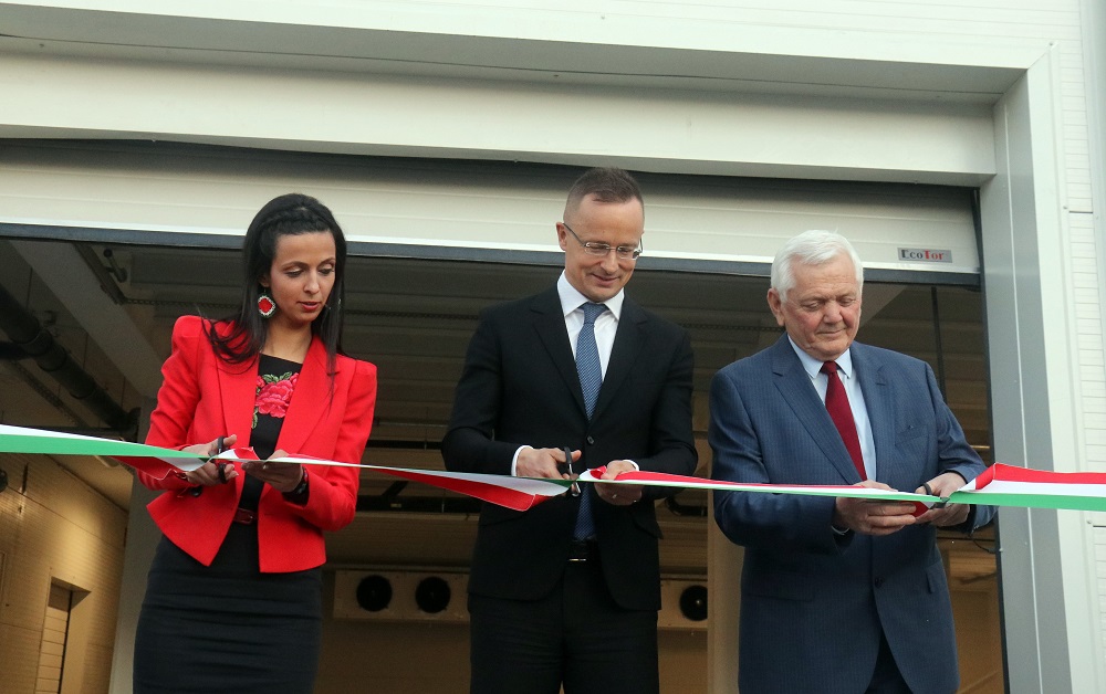 Szijjártó Péter: a nemzeti öntudatunknak és büszkeségünknek is jót tesz