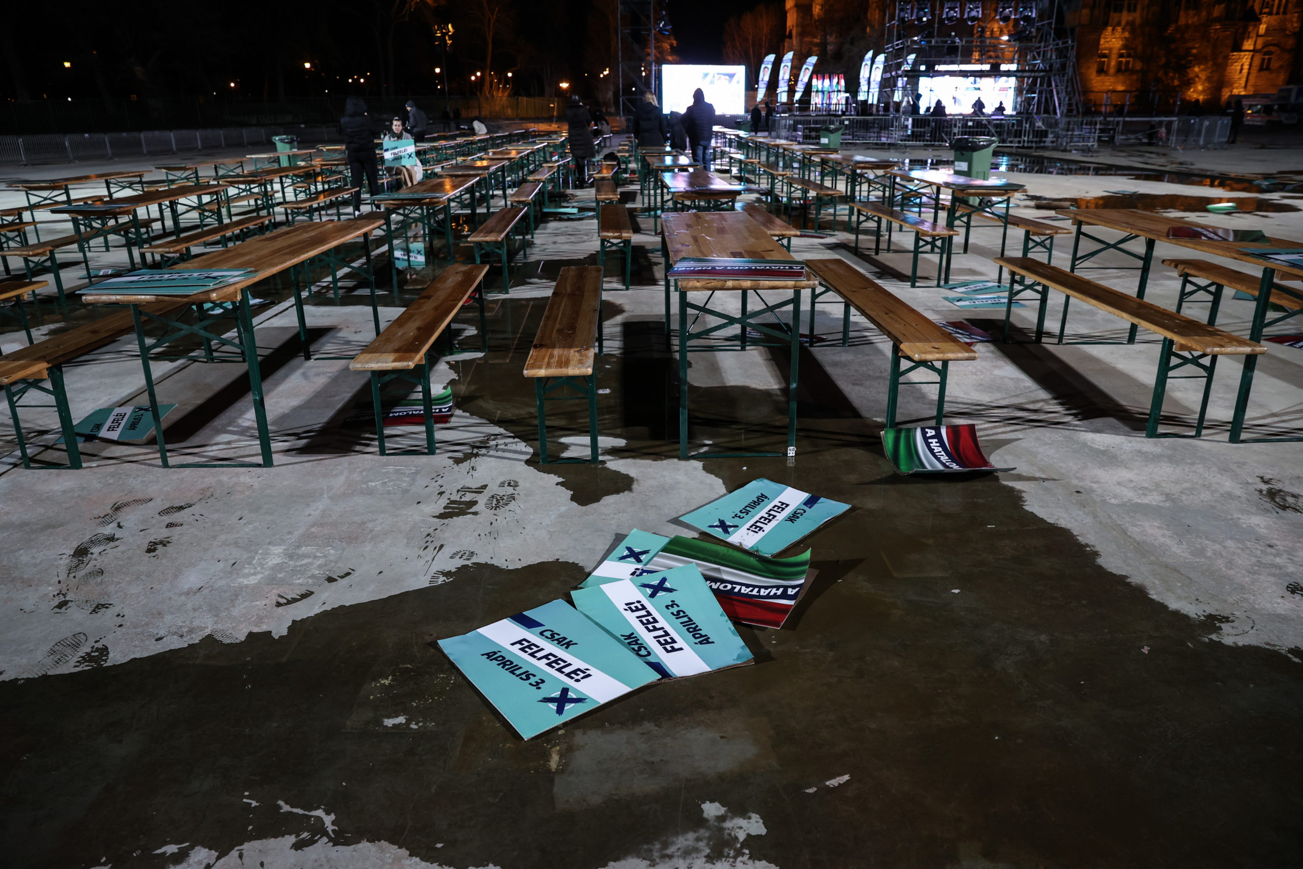 Abszurd ötleteket szül a baloldaliak gyásza