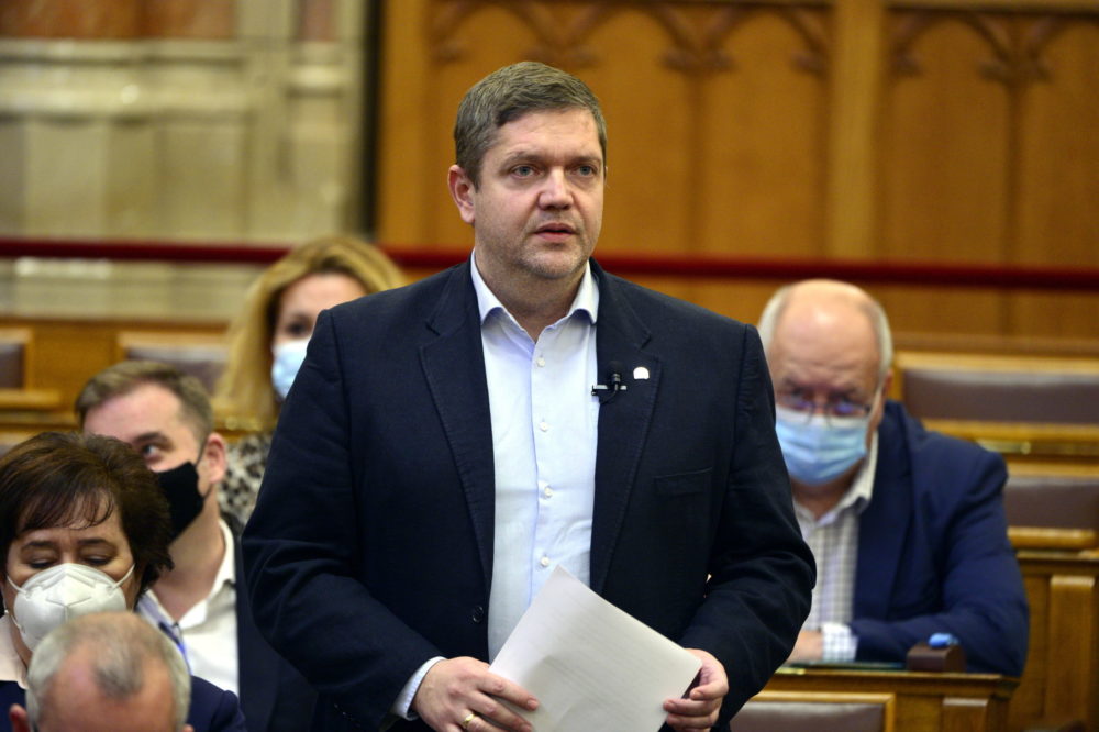 Nem indul az MSZP társelnöki tisztségéért Tóth Bertalan