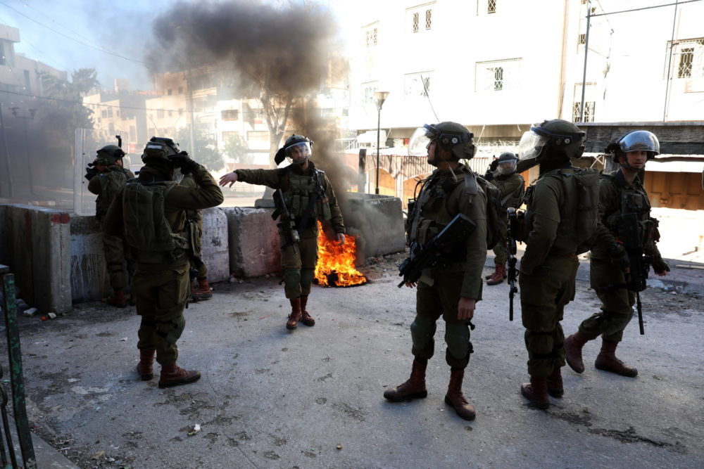 Izraeli katonák lelőttek két palesztin támadót Ciszjordániában