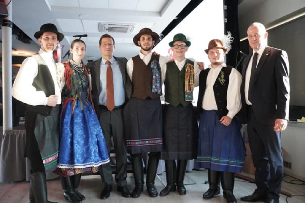 Gulyás Gergely: a megmaradáshoz értékteremtő, erős közösségek kellenek