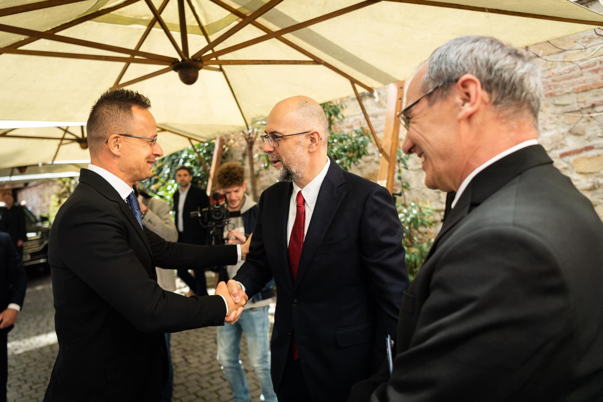 Az anyaország és a határon túli magyarság számíthat egymásra