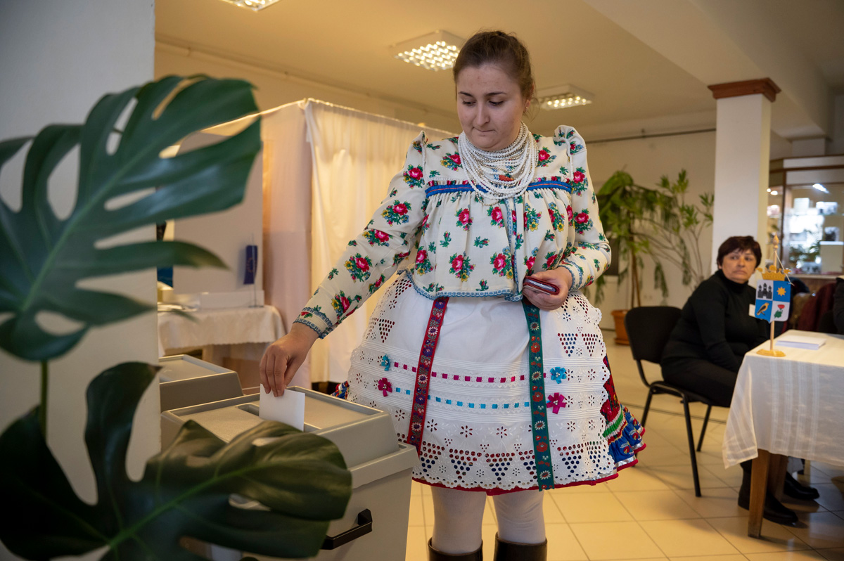 Több mint 231 ezer fiatal először szavaz