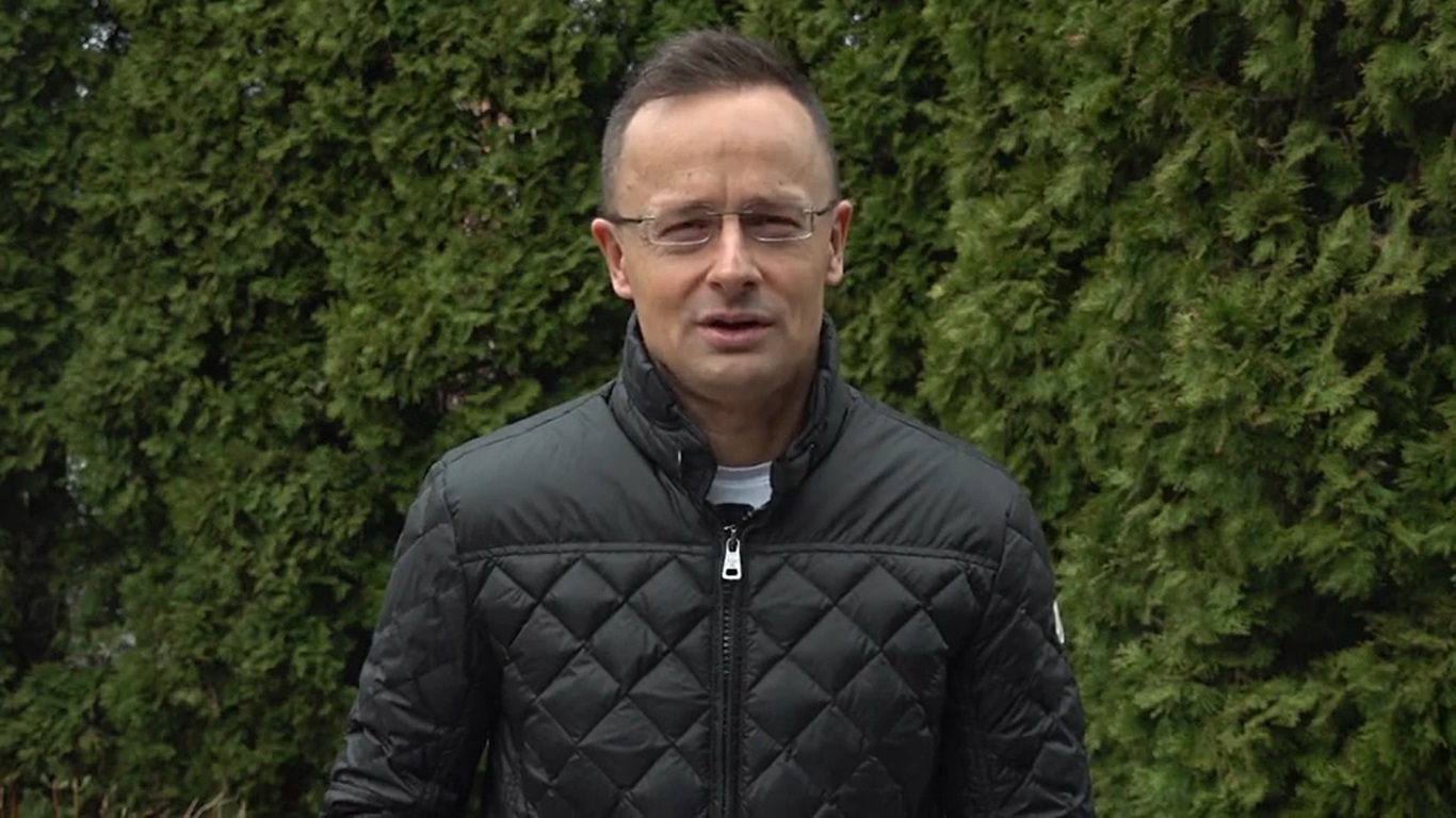 Szijjártó Péter: megkezdődött a szavazás a külképviseleteken