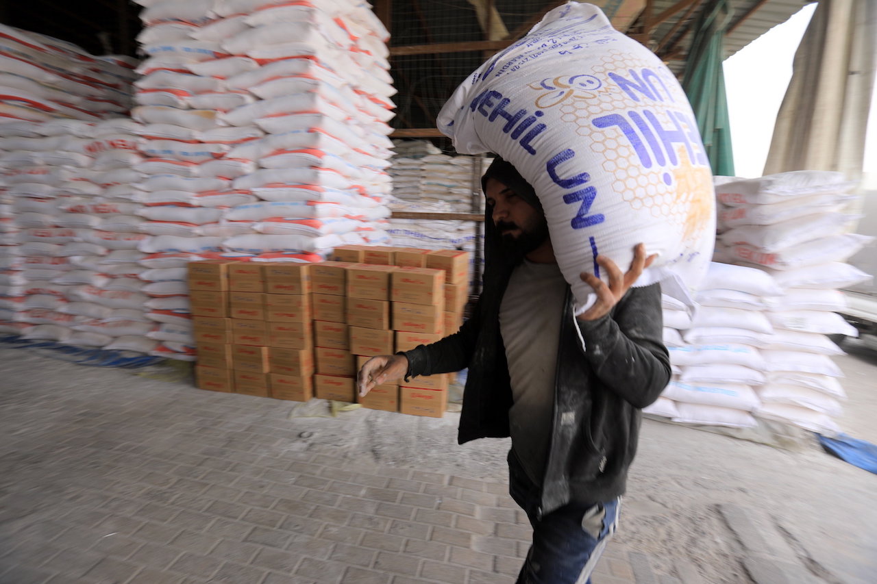 Kenyérhiány és zavargások