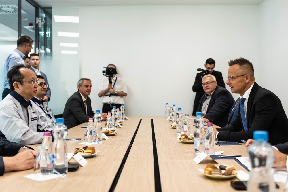 Szijjártó Péter: A kormány megvédi a rezsicsökkentés eredményeit