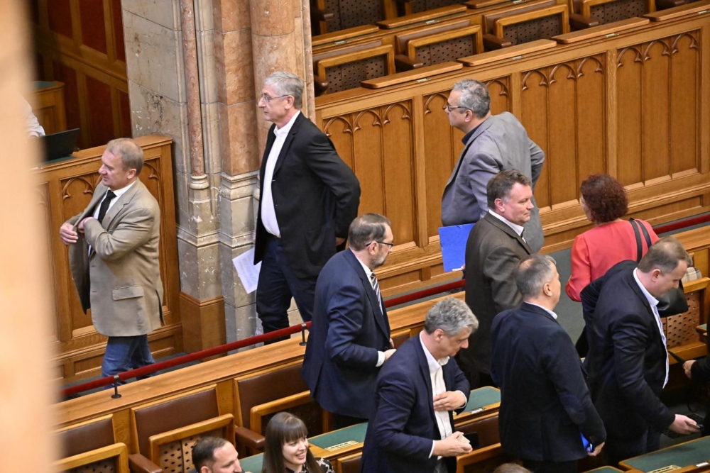 Kocsis Máté: A pártoknak is hozzá kell járulniuk a rezsivédelmi alaphoz