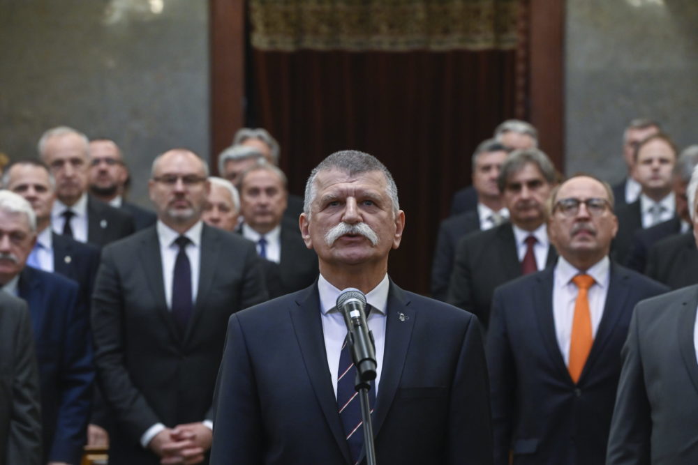 Házelnöknek választották Kövér Lászlót