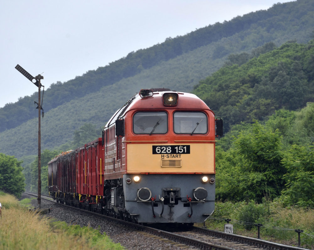 Kisiklott egy tehervonat Zalaszentmihály-Pacsa állomásnál