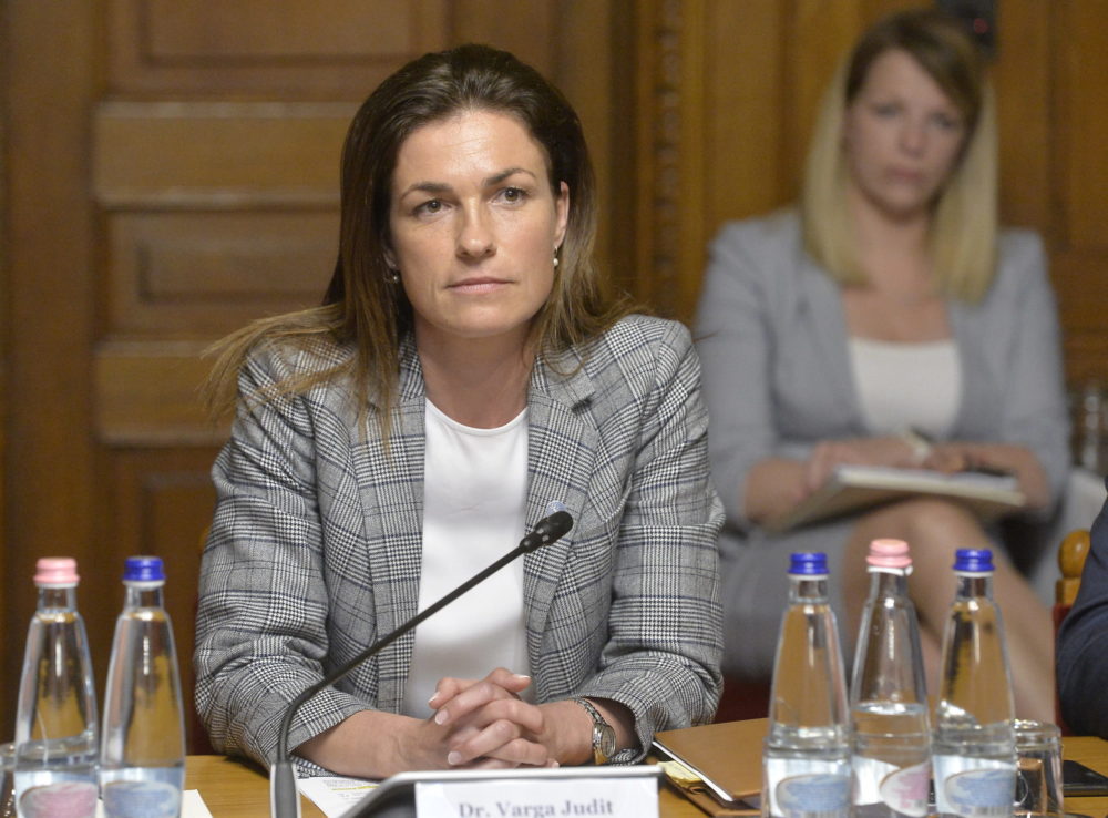 Továbbra is az EU-ban képzeli el Magyarország jövőjét a kormány