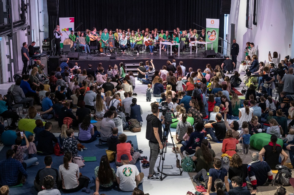 Fűrész Tünde: A világon minden édesanya békét akar