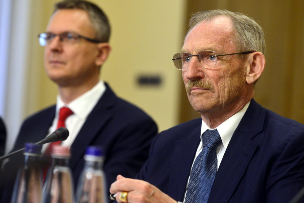 Pintér Sándor szerint jó kezekbe kerül az egészségügy