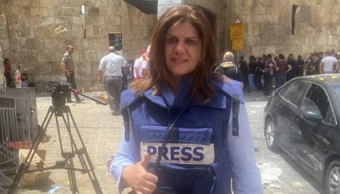 Lelőtték az al-Dzsazíra hírtelevízió egyik ismert tudósítóját