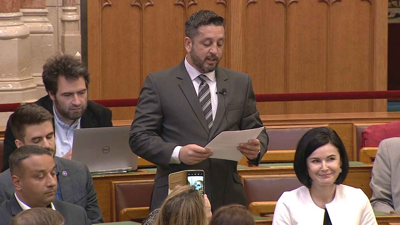 Berki Sándor: a kormány romastratégiája papíron jónak tűnik