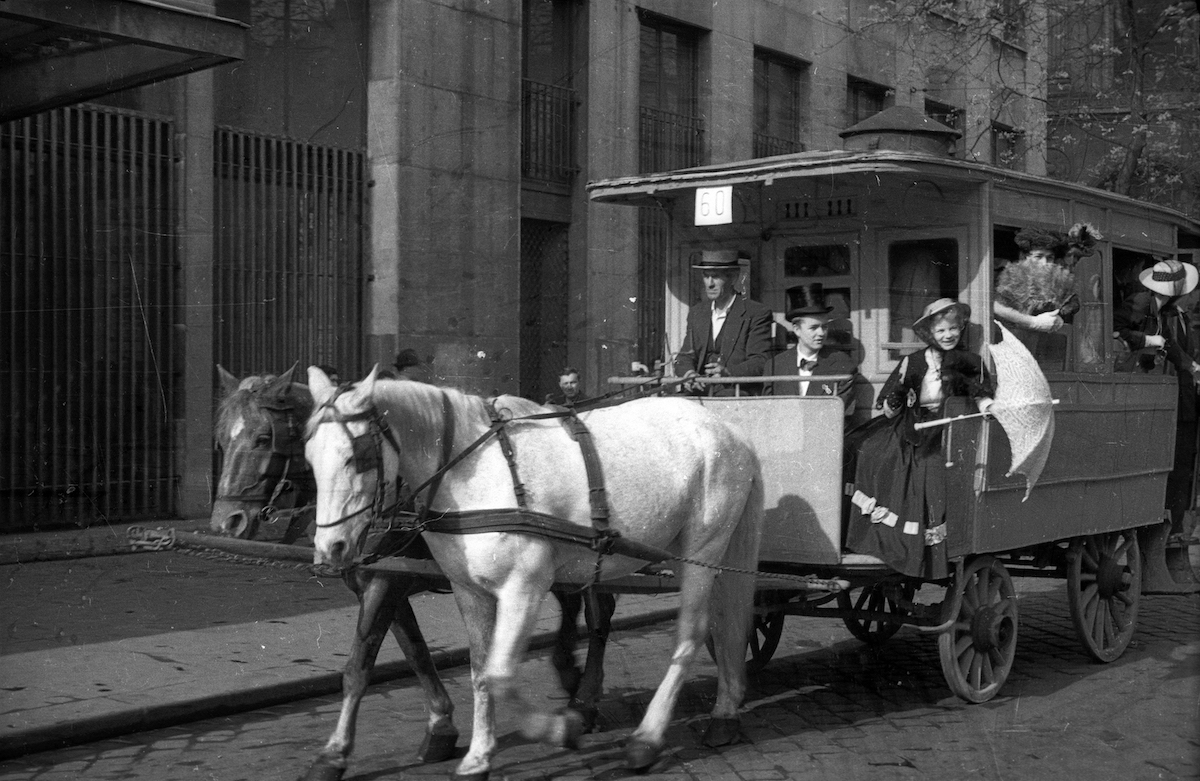 Egy átlagos nap a Regresszió Restaurantban