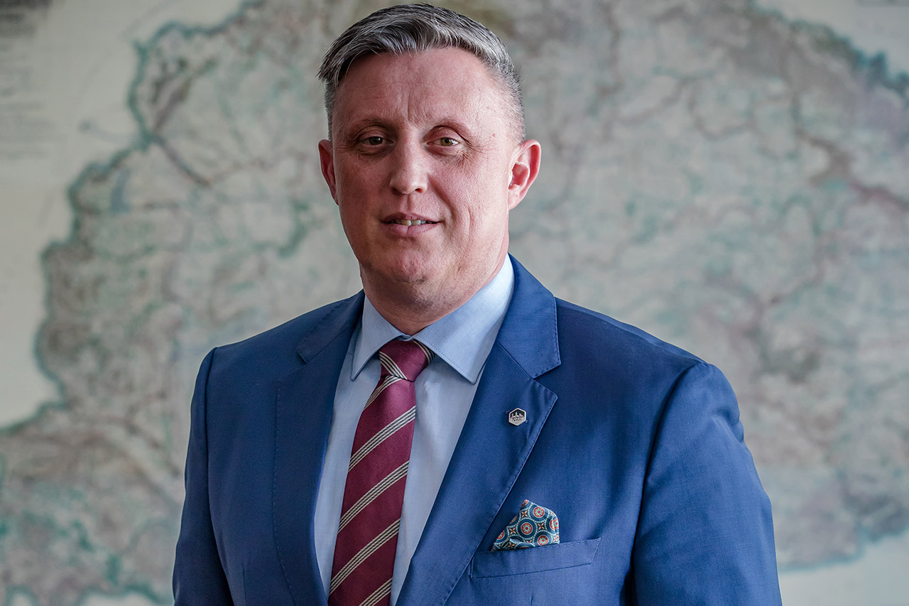 Sötétzöld ámokfutás