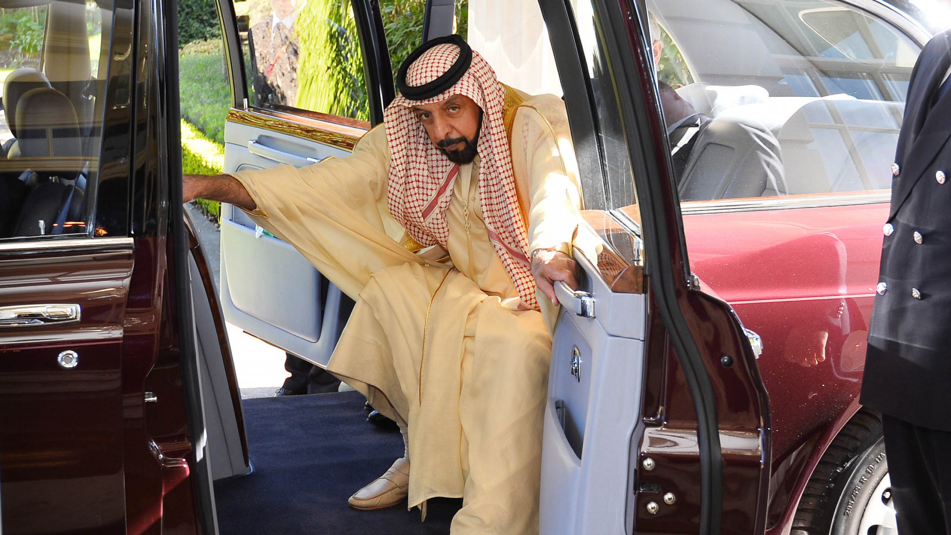 Abu Dzabi trónörökösét választották az Egyesült Arab Emírségek új elnökének