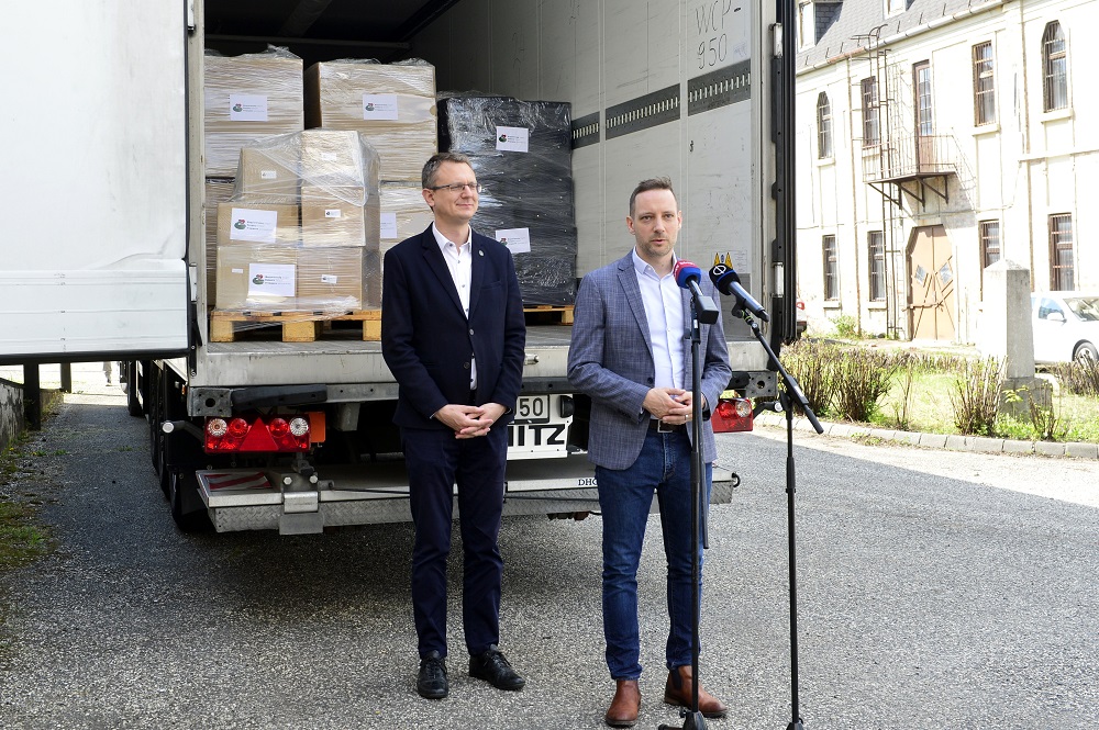 Több mint 210 millió forintnyi orvosi felszerelést küld Kárpátaljára a kormány