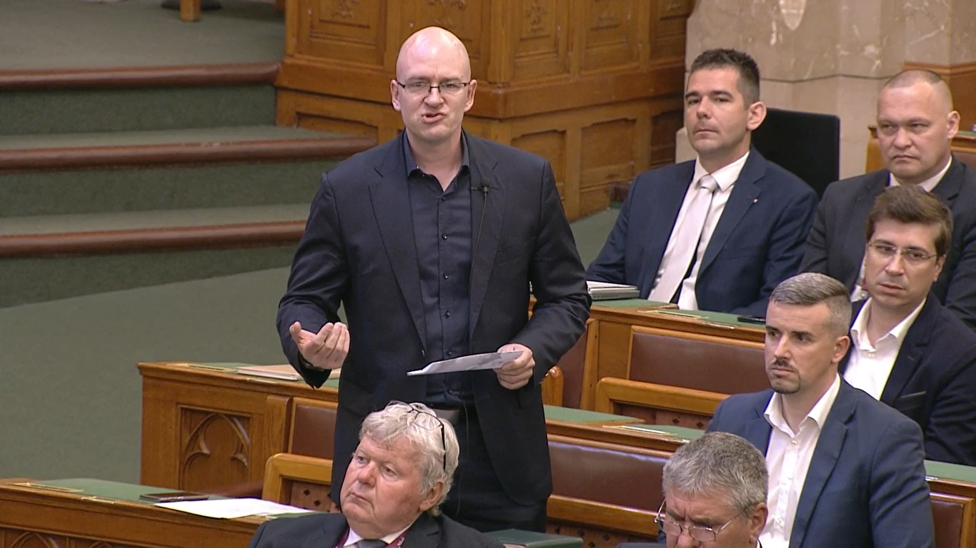 Z. Kárpát Dániel: Önök Európa legkegyetlenebb kormánya