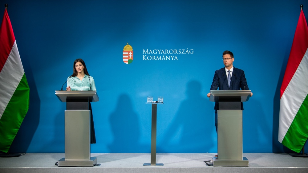 Itt nézhetik élőben a Kormányinfót