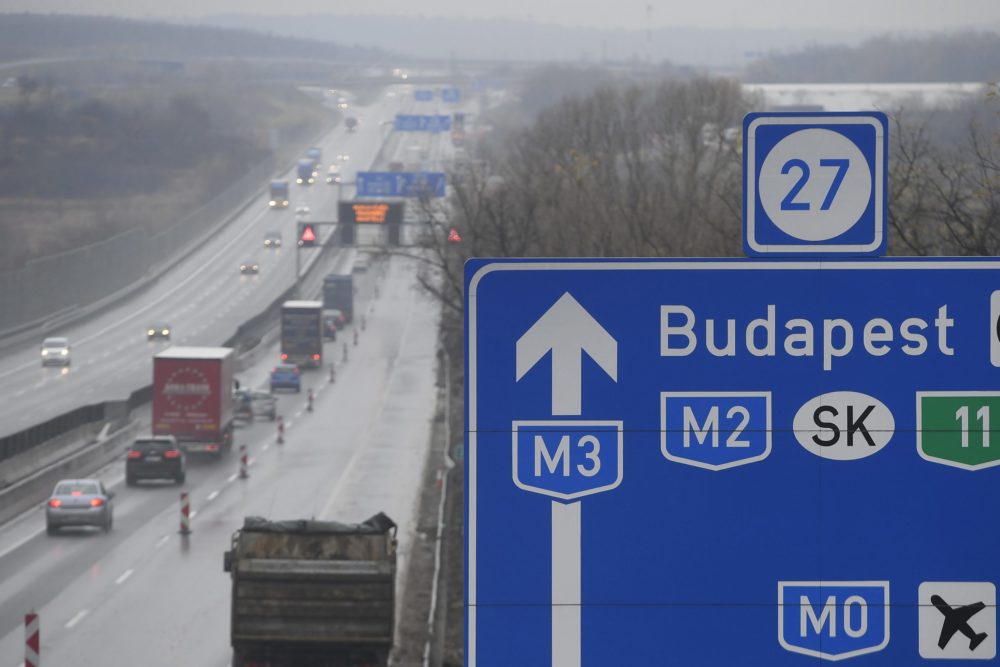 Buszsávot alakítottak ki az M3-as fővárosra bevezető szakaszán